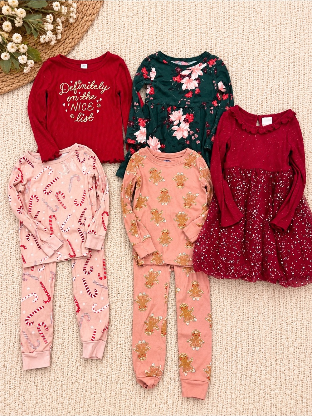 Girls 4T Christmas Holiday Clothing Bundle – Old Navy & Jumping Beans